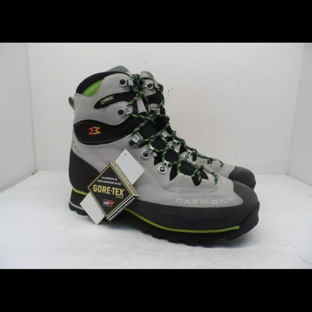 Garmont Womens Tower Trek GTX Hiking Boots Ciment Size 10.5M